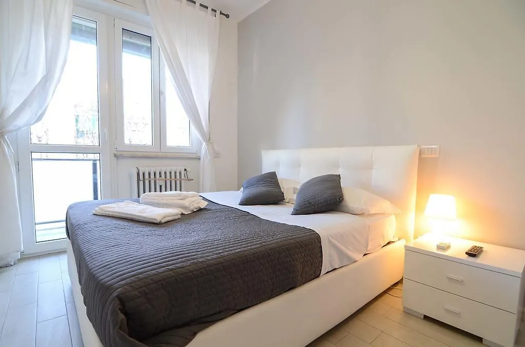 Il Sogno Deluxe Milano contacts